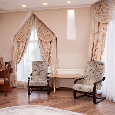 Piligrim 1 Hotel Николайев Екстериор снимка