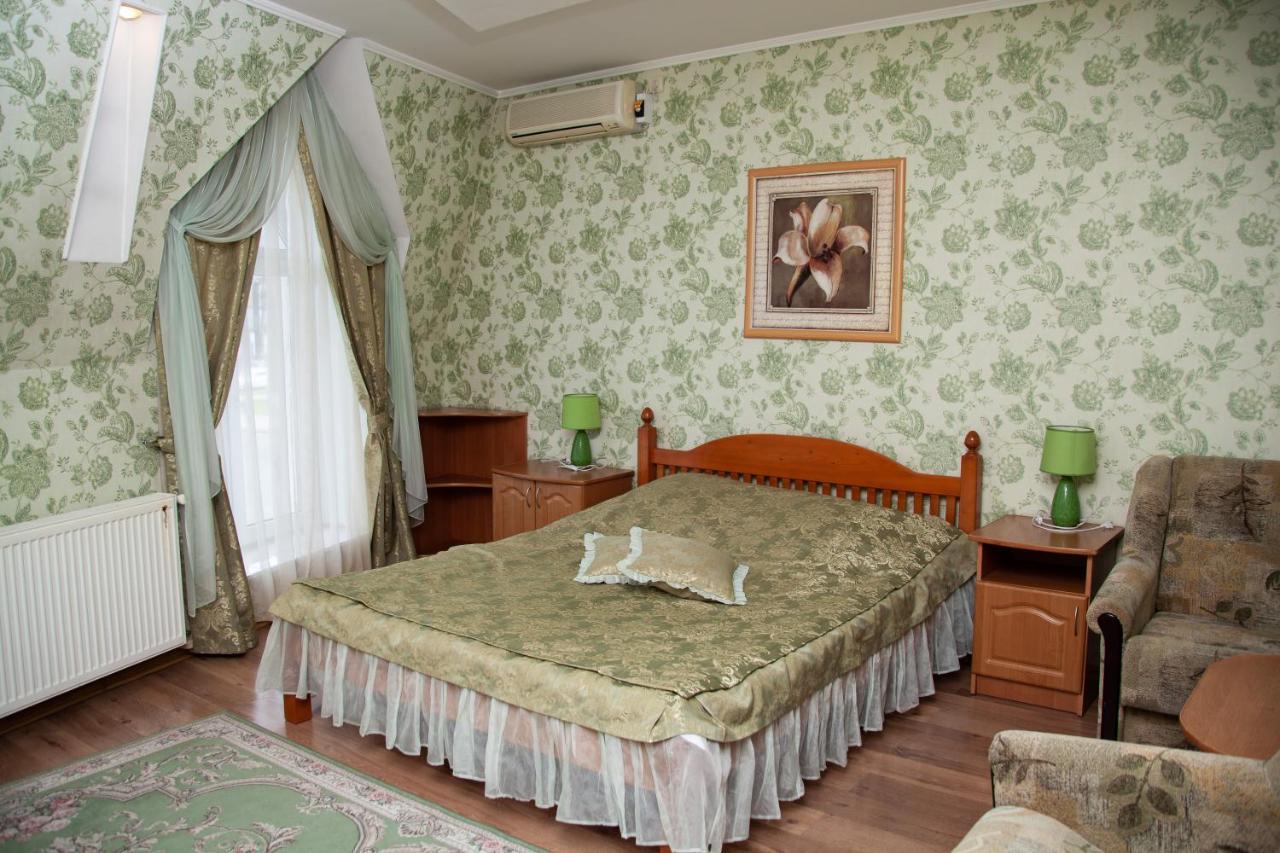 Piligrim 1 Hotel Николайев Екстериор снимка