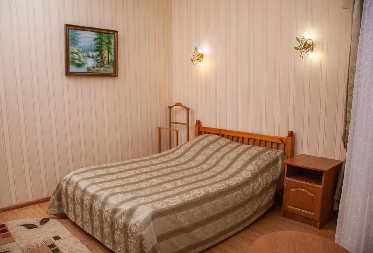Piligrim 1 Hotel Николайев Екстериор снимка