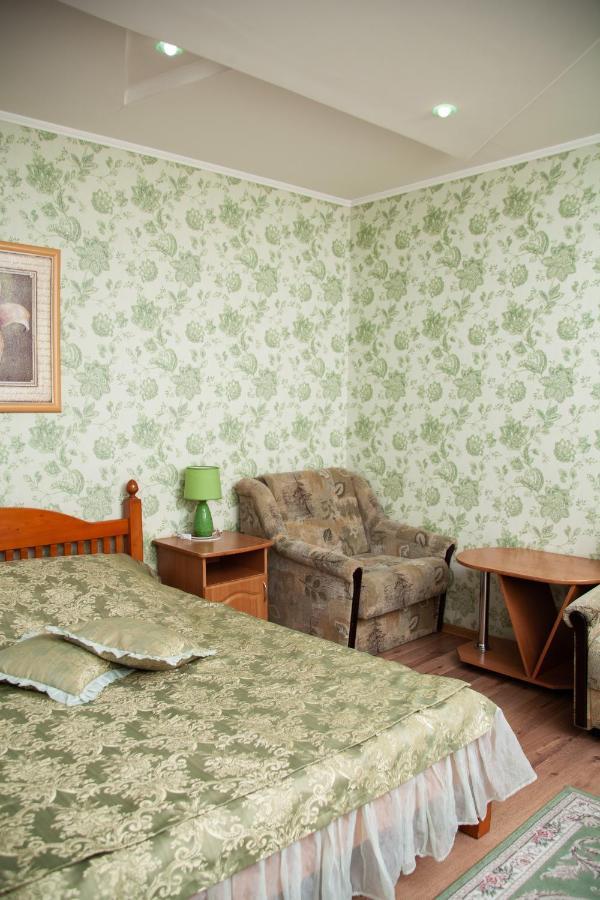 Piligrim 1 Hotel Николайев Екстериор снимка