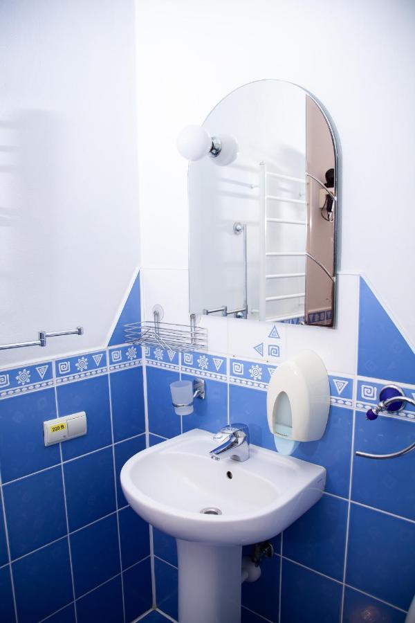 Piligrim 1 Hotel Николайев Екстериор снимка