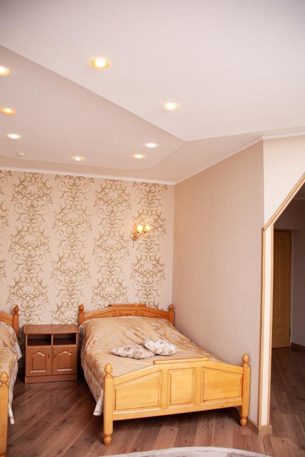 Piligrim 1 Hotel Николайев Екстериор снимка