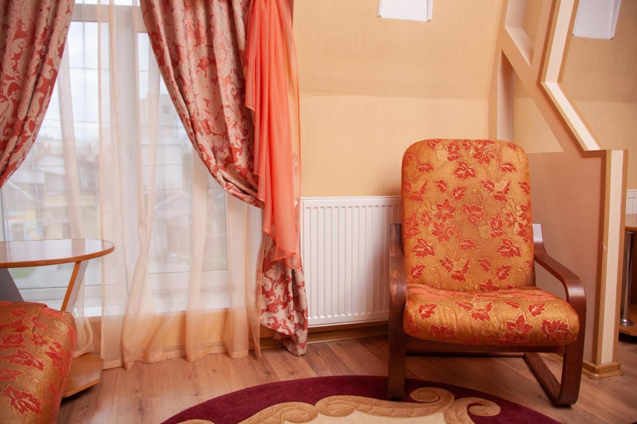 Piligrim 1 Hotel Николайев Екстериор снимка